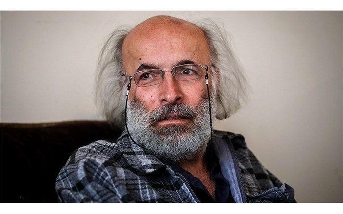 همچنان به اکران خانه پدری امیدوارم