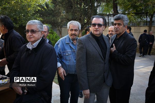 مراسم تشییع پیکر ابراهیم آبادی