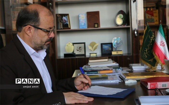 مدیرآموزش و پرورش ناحیه یک شهر ری:  13 آبان تبلور ایمان، اراده و خودباوری جوانان در مسیر انقلاب اسلامی است