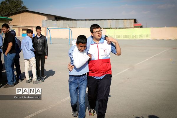 برگزاری رزمایش پدافند غیرعامل در چهاردانگه