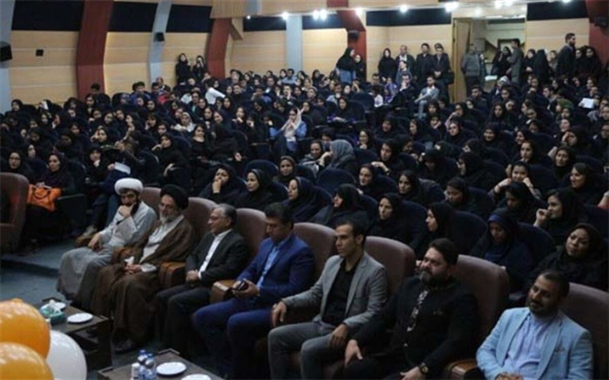 برگزاری مراسم استقبال از دانشجویان سال اولی دانشگاه پیام نور شهرری