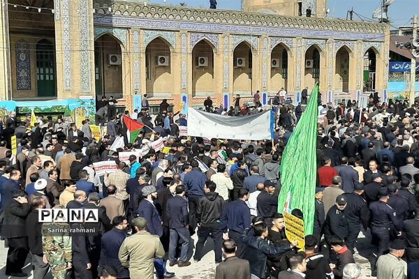 حضور اقشار مردم در راهپیمایی 13 آبان
