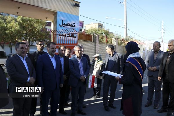 نواخته شدن زنگ استکبارستیزی در مدارس فارس