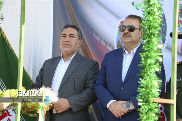 نواخته شدن زنگ استکبارستیزی در مدارس فارس