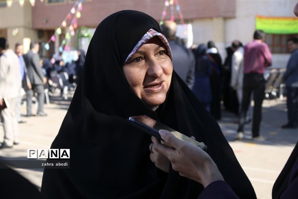 نواخته شدن زنگ استکبارستیزی در مدارس فارس