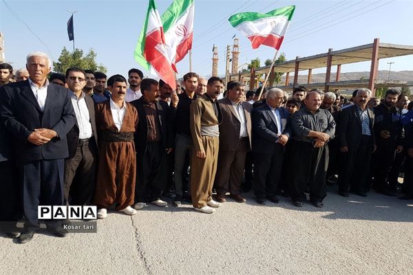 نواخته شدن زنگ استکبارستیزی در مدارس فارس