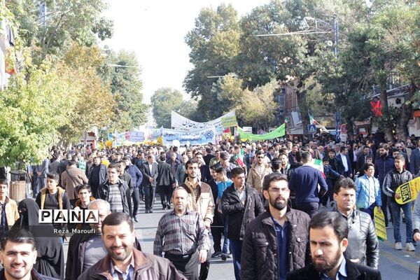 راهپیمایی 13 آبان  در ارومیه