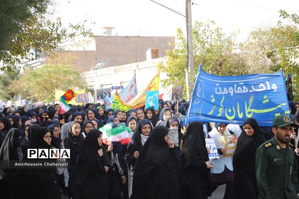 برگزاری راهپیمایی روز 13 آبان در شهرستان تایباد