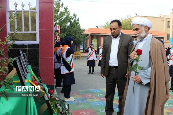 نواخته شدن زنگ استکبار ستیزی در شهرستان اسلامشهر