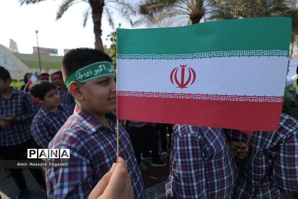 مراسم راهپیمایی 13 آبان در جزیره کیش