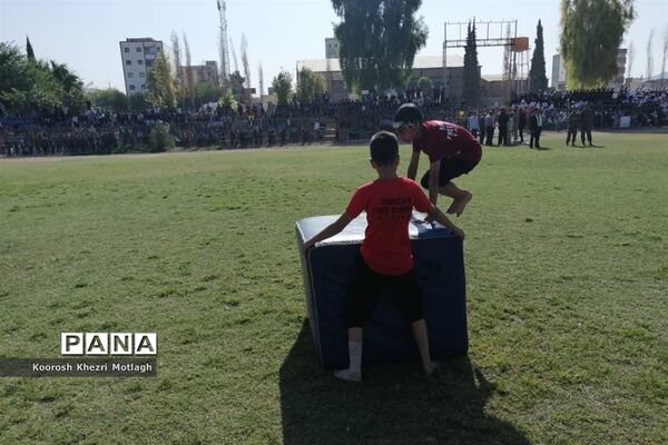 راهپیمایی 13 آبان در شهرستان کازرون