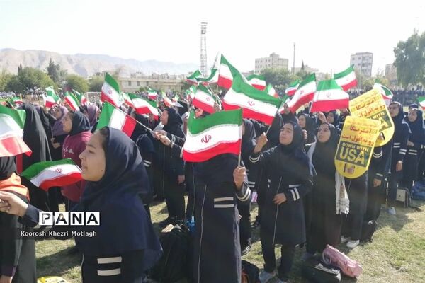 راهپیمایی 13 آبان در شهرستان کازرون