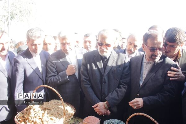 آغاز بهره برداری از نیروگاه برق آبی سردشت  با حضور رئیس مجلس و وزیر نیرو