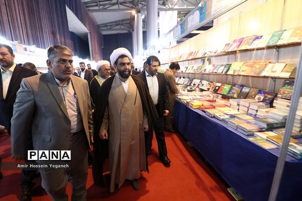 افتتاحیه نمایشگاه بزرگ کتاب  کیش