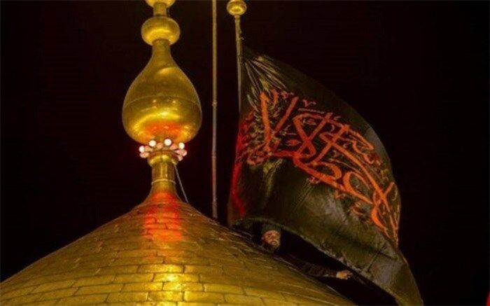 پرچم گنبد حضرت ابوالفضل ، به بازماندگان کربلا رسید