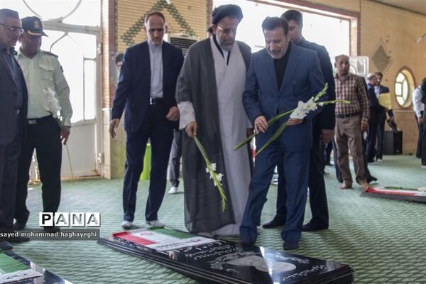 سفر رئیس دفتر رئیس جمهور و وزیر اطلاعات به لامرد فارس