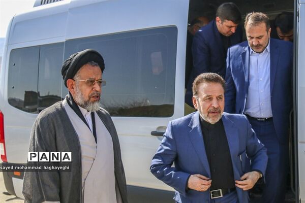 سفر رئیس دفتر رئیس جمهور و وزیر اطلاعات به لامرد فارس