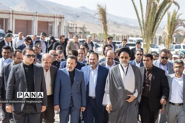 سفر رئیس دفتر رئیس جمهور و وزیر اطلاعات به لامرد فارس