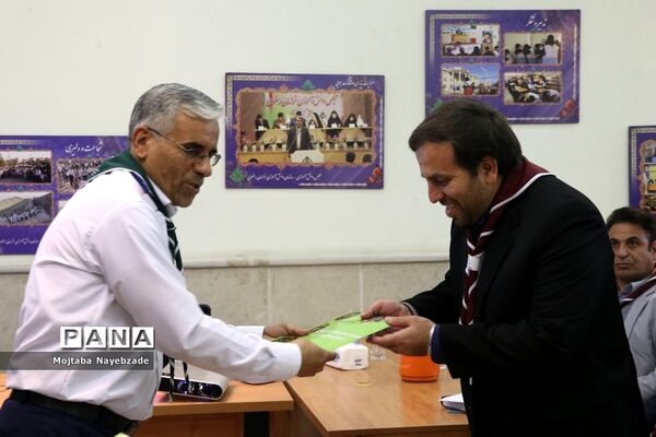برگزاری نشست کارشناسان و رابطان پانای سازمان دانش‌آموزی خراسان رضوی در مشهد