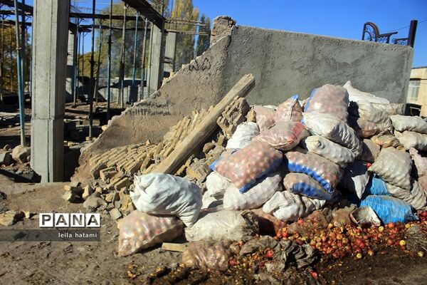 روستای ورنکش میانه 3 روز پس از زلزله