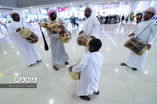 استقبال فرودگاهی از مسافران ورودی در روز کیش