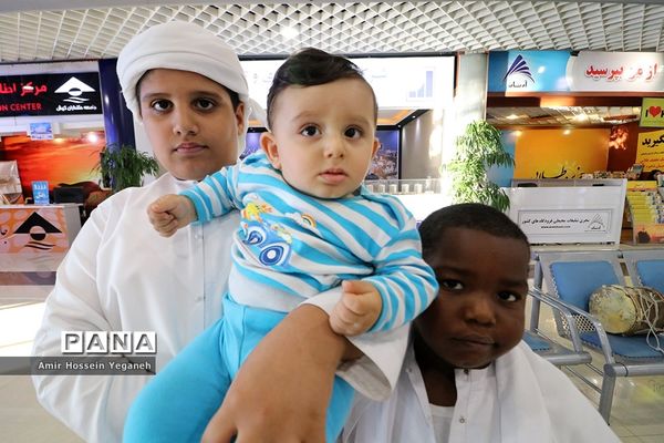 استقبال فرودگاهی از مسافران ورودی در روز کیش