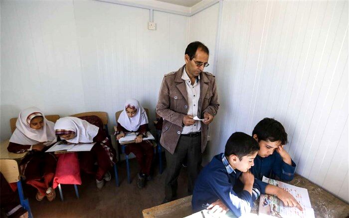 اجرای کامل اساسنامه آموزش و پرورش عشایر تحقق عدالت آموزشی را تسریع می کند