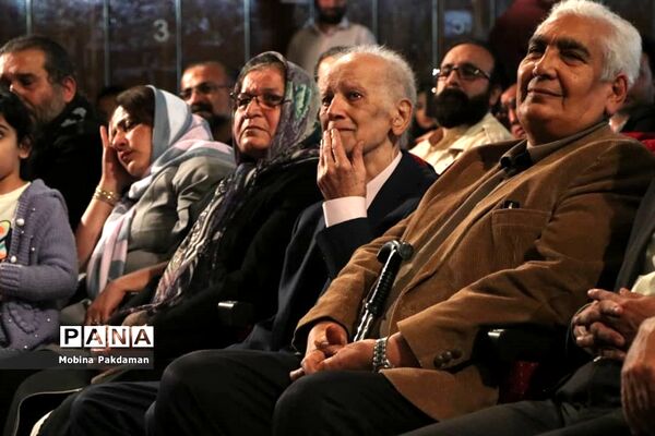 تجلیل از استاد خوشرو به مناسبت هفته مازندران