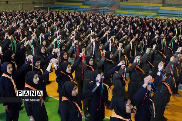 مانور تشکیلاتی 1200 نفره گام دوم انقلاب سازمان دانش‌آموزی  شهرستان‌های تهران در پاکدشت