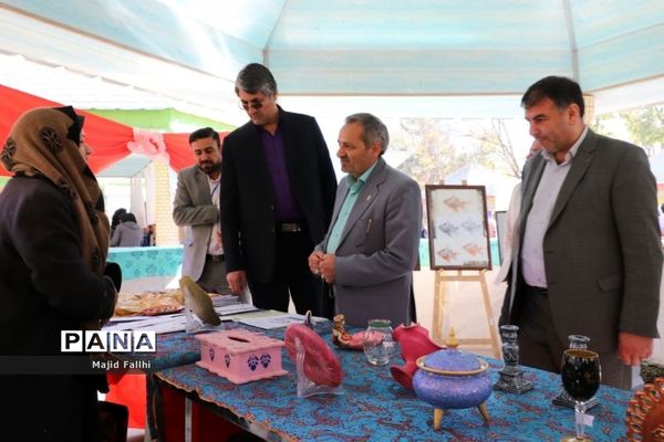 بازدید معاون پرورشی و فرهنگی  وزارت آموزش و پرورش از اولین جشنواره دستاورد‌های کانون‌های فرهنگی و تربیتی  مشهد