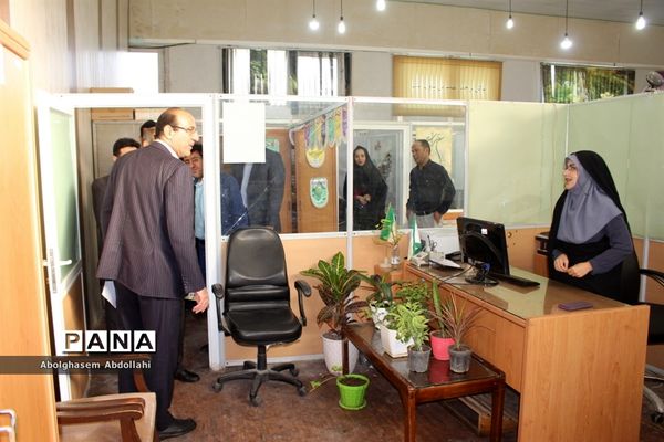 بازدید مدیرکل آموزش و پرورش استان بوشهر از سازمان دانش‌آموزی استان