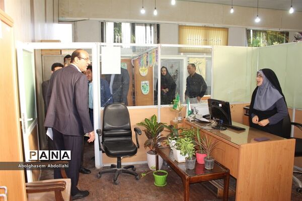 بازدید مدیرکل آموزش و پرورش استان بوشهر از سازمان دانش‌آموزی استان