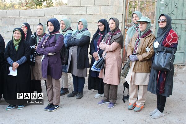 کوهپیمایی مربیان پیشتاز تشکیلات سازمان دانش‌آموزی استان فارس