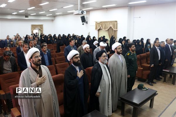 برگزاری اجلاس سراسری نمازدرشهرستان ابرکوه