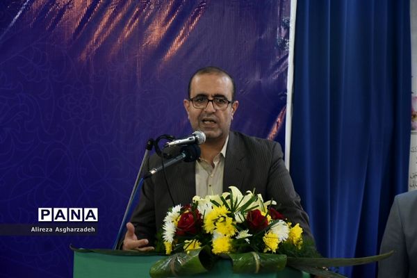 مراسم واگذاری ۱۲۵۰ فقره اسناد املاک علوی در بهنمیر