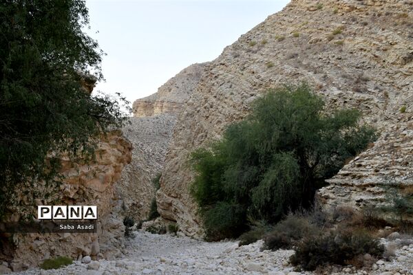 دره‌نوردی در کوه‌های اخند