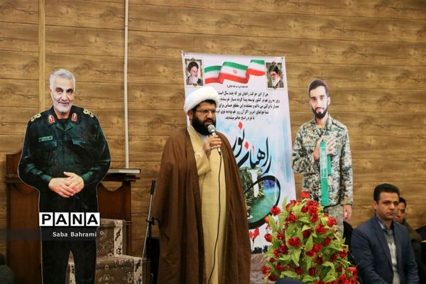 اعزام دانش آموزان شهرقدس به مناطق عملیاتی غرب کشور