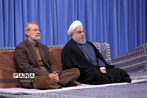دیدار مسئولان نظام و میهمانان کنفرانس وحدت اسلامى‌ با مقام معظم رهبری