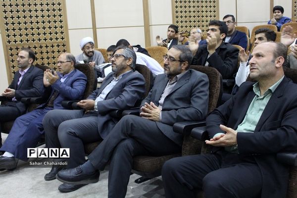 مسابقات قرآن و عترت دبیرستان علوم و معارف اسلامی همدان