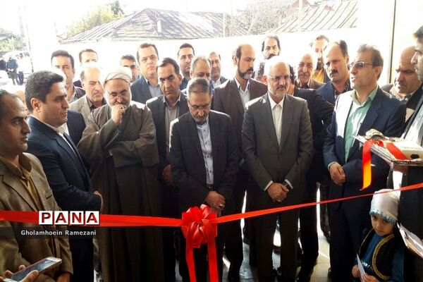 استقبال پیشتازان مازندران از وزیر آموزش‌وپرورش در غرب استان