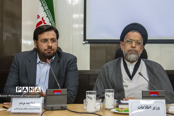واعظی و علوی در جلسه شورای اداری شهرستان های لامرد و مهر