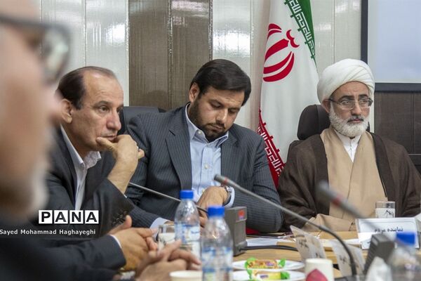واعظی و علوی در جلسه شورای اداری شهرستان های لامرد و مهر