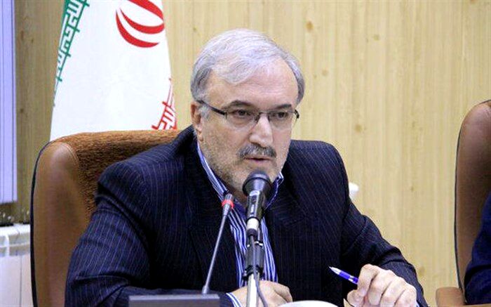 وزیر بهداشت: تا آخرین لحظه در کنار زلزله‌زدگان هستیم