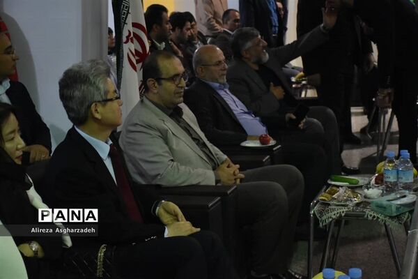 اهدای مدال مسابقات تکواندو قهرمانی کشور