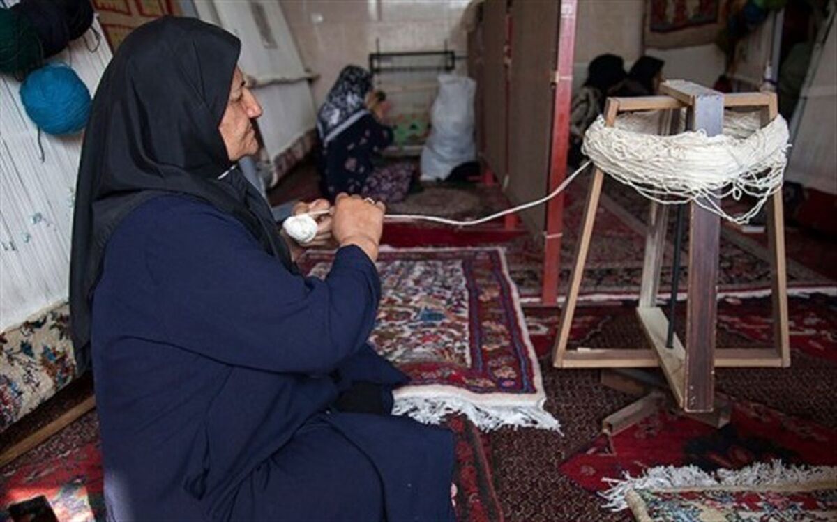 بافت ۱۵ هزار تخته فرش توسط مددجویان کمیته امداد استان سمنان