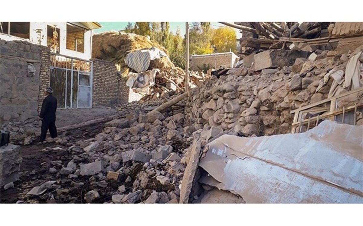 کمک‌رسانی به زلزله‌زدگان شمال غرب کشور