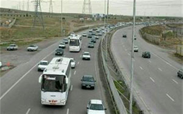 ادامه ممنوعیت تردد تریلرها و کامیونت‌ها در محور هراز و چالوس