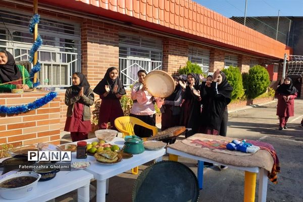 آیین گرامیداشت روز مازندران در دبیرستان معرفت محمودآباد