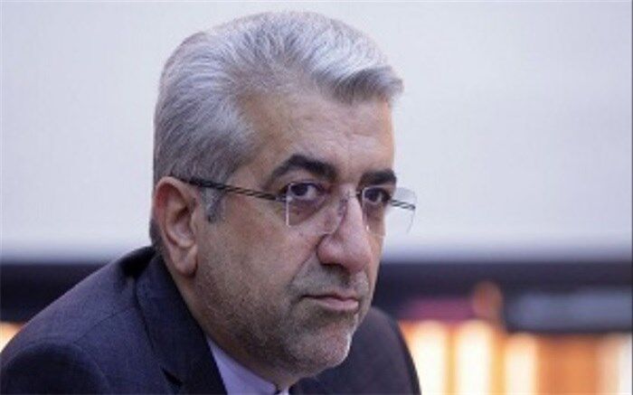 وزیر نیرو : افتتاح هفتگی ۲۲۷ طرح برق و آب تا پایان سال در کشور