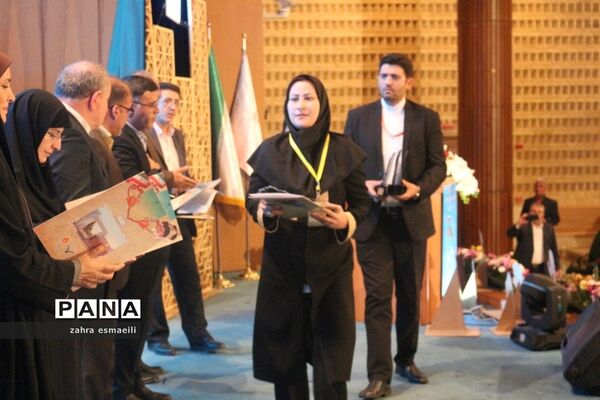 اختتامیه همایش ملی هویت کودکان ایران اسلامی در قزوین